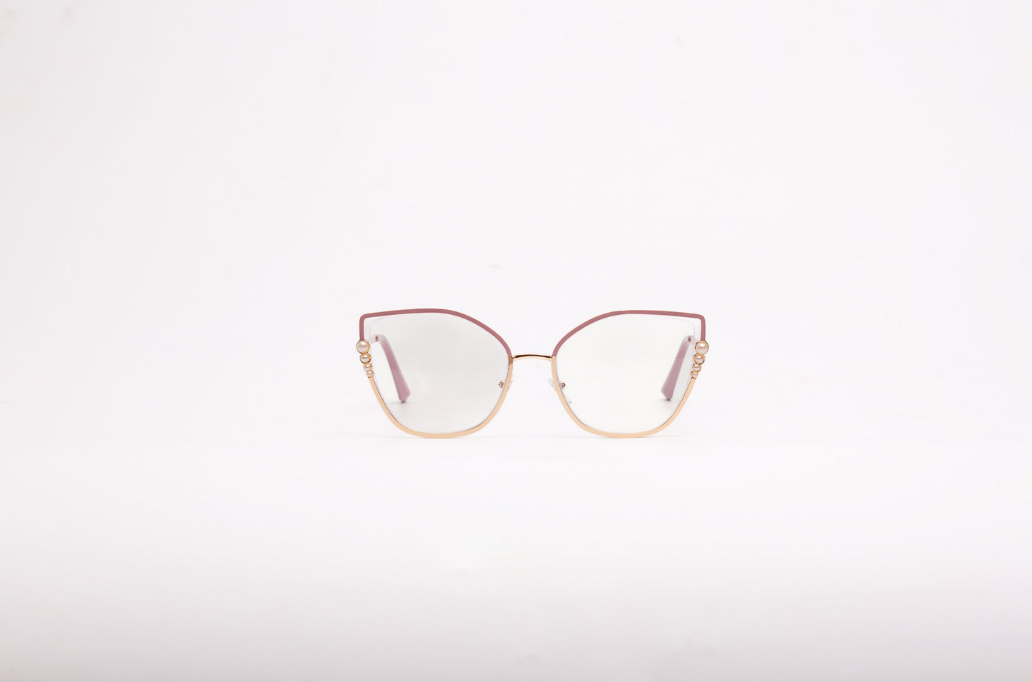 Pearl collection, pink with white pearls and a touch of gold