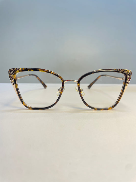Essy collection, wild cheetah print with a gold finish