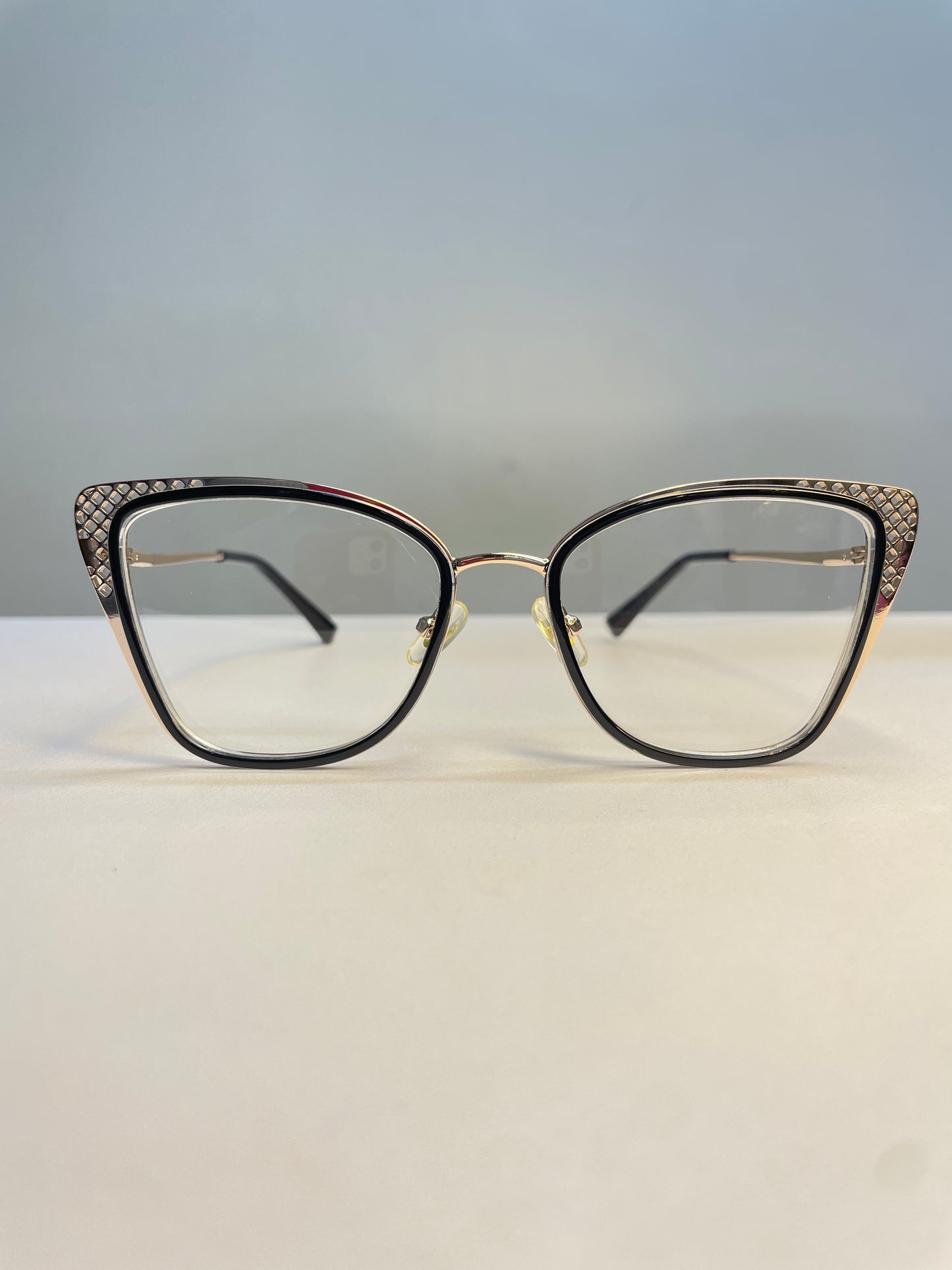 Essy collection, black and gold butterfly look