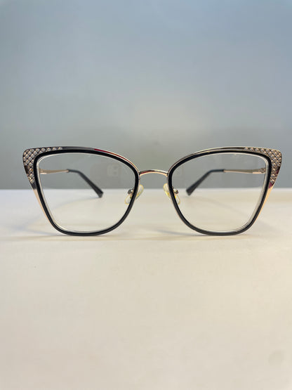 Essy collection, black and gold butterfly look