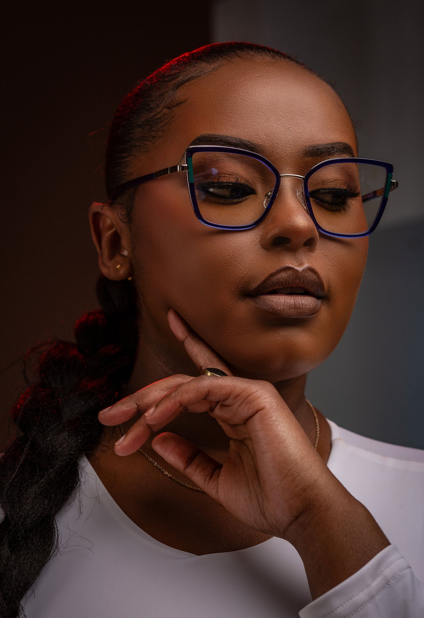 Leona collection, eye catching blue with a silver finish