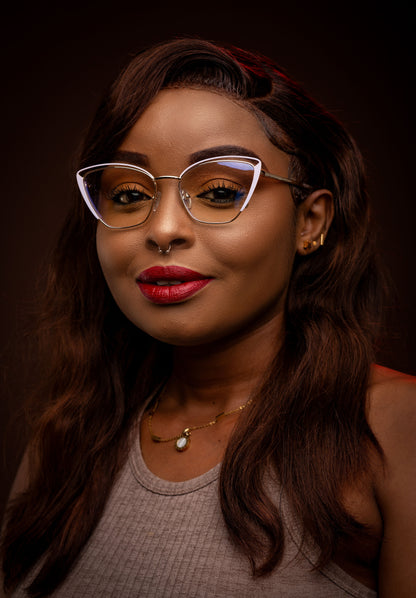 Claire collection, simply elegant liliac with a touch of gold