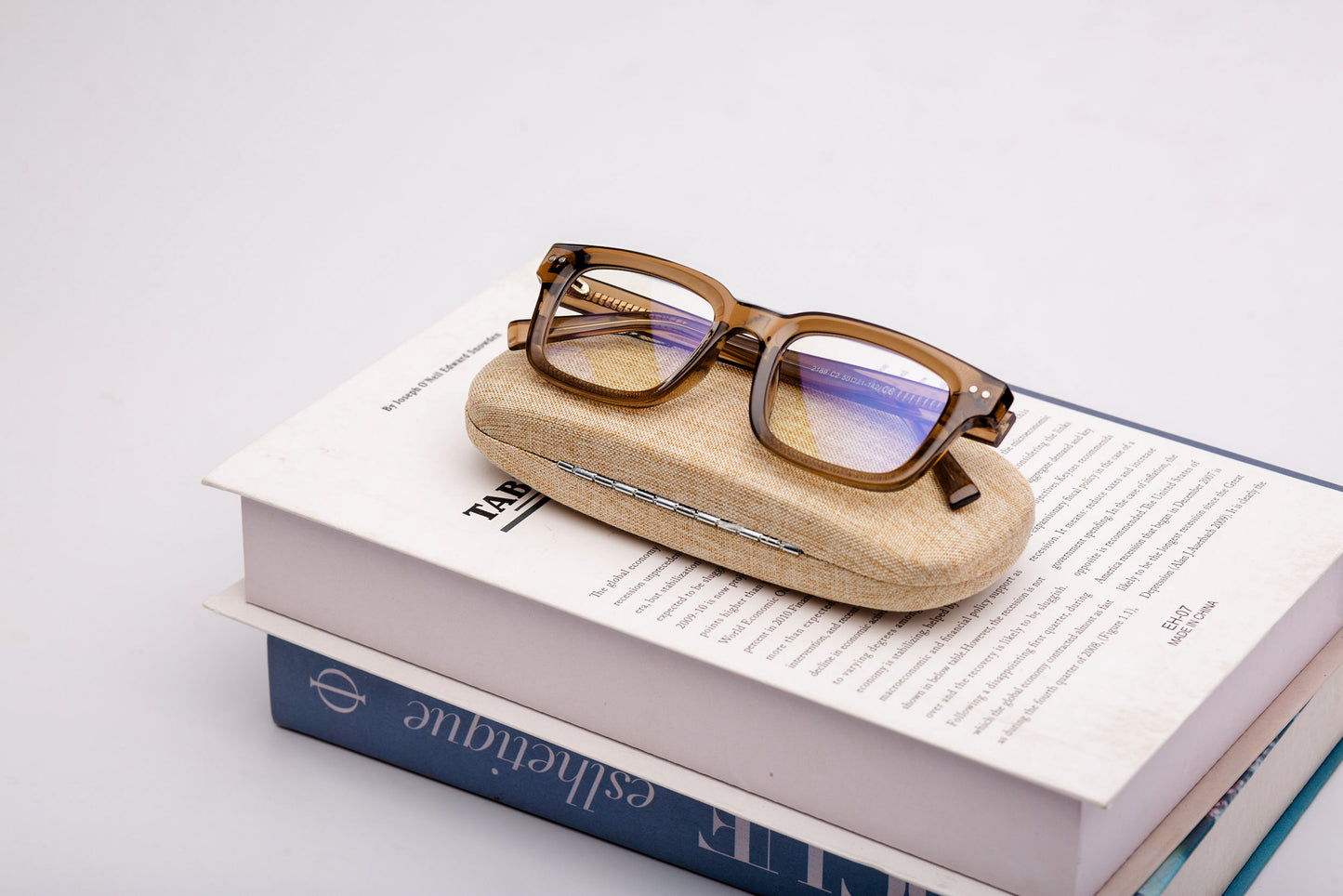 Jack Men's collection, translucent brown