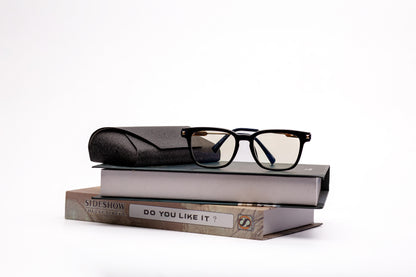 Joe Men's collection, black with gold arms