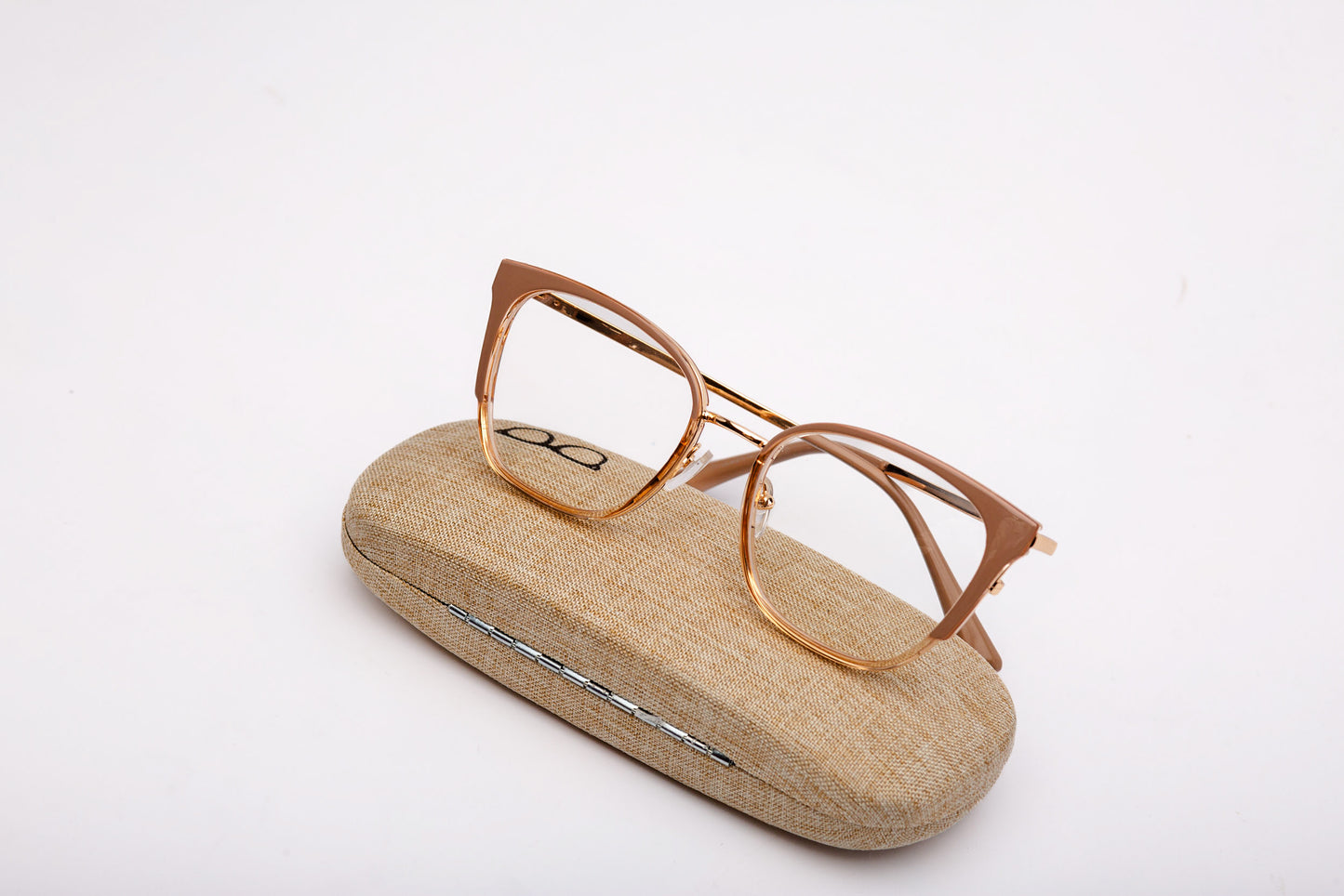 Nyla collection, caramel brown with a sleek gold