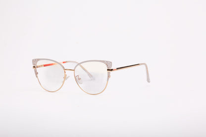 Sue collection, all white with a touch of gold