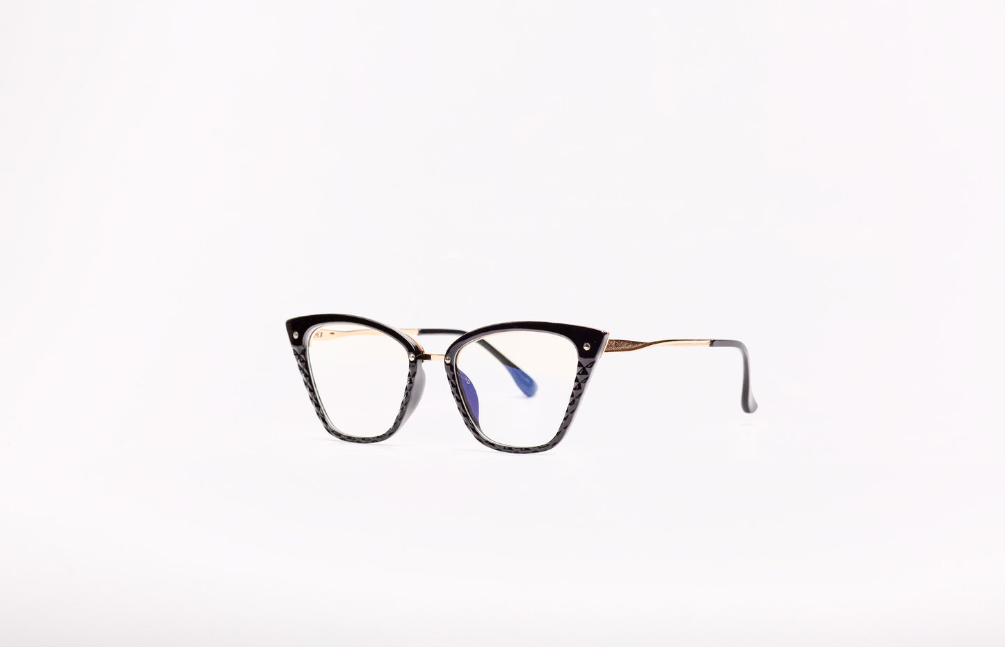 Evie collection, crystal like design in a stylish black