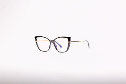 Photochrome collection, beauty in every black piece