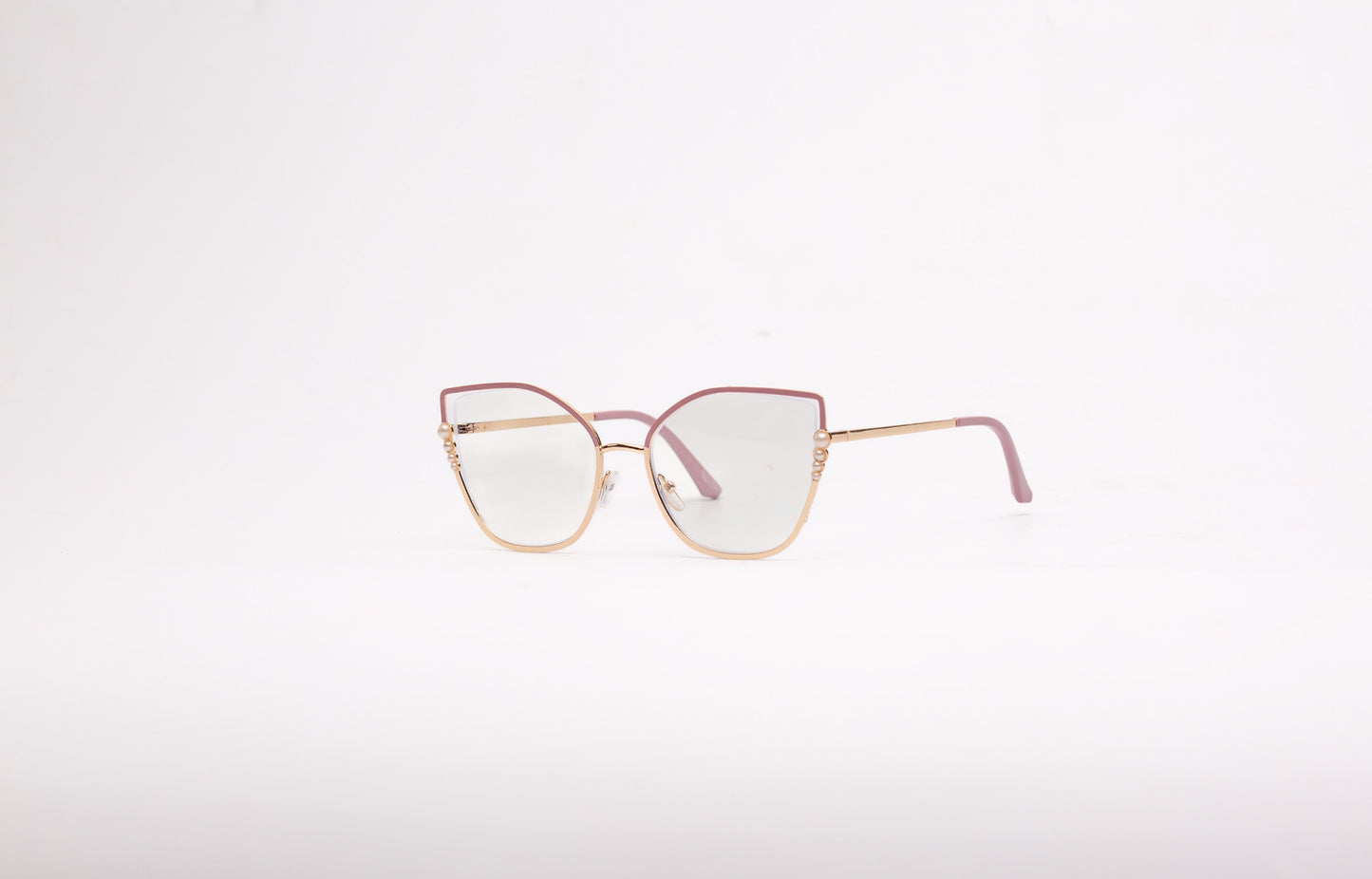 Pearl collection, pink with white pearls and a touch of gold