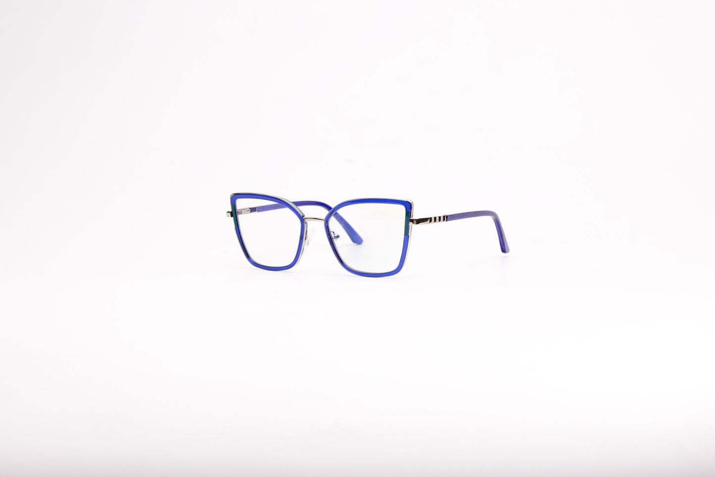 Leona collection, eye catching blue with a silver finish