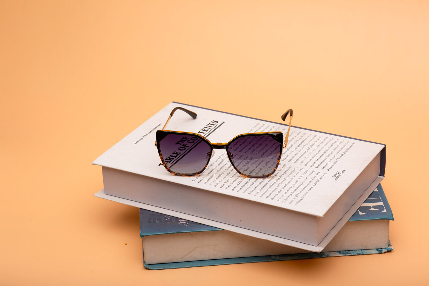 Clip on collection,wild tortoise print with polarized clip on